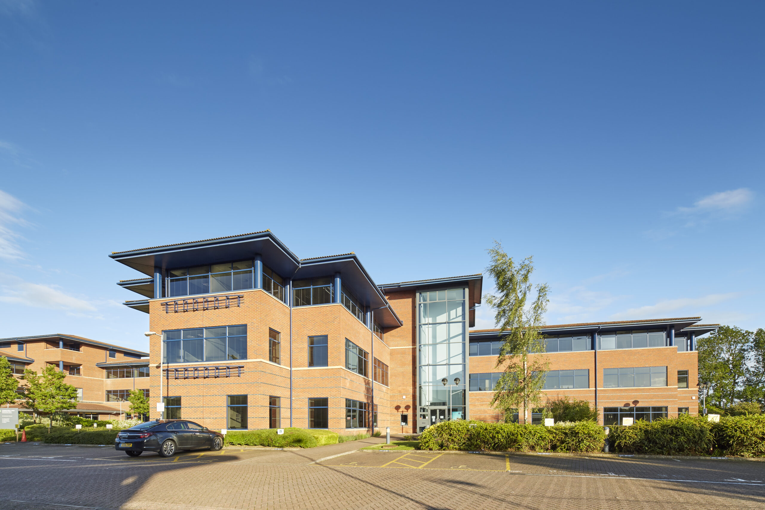 caldecotte-lake-residential-flats-milton-keynes-apartments-apartment-building-1