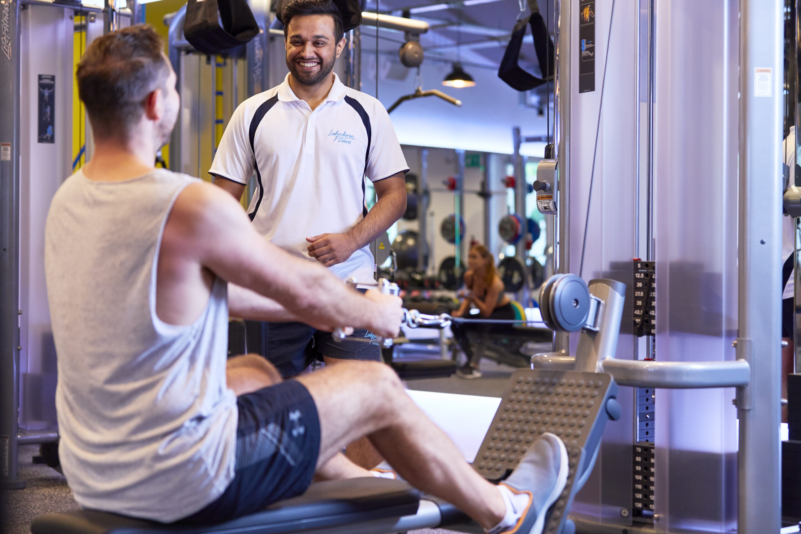 caldecotte-lake-residential-apartments-milton-keynes-caldecotte-community-life-gym-friends-workout