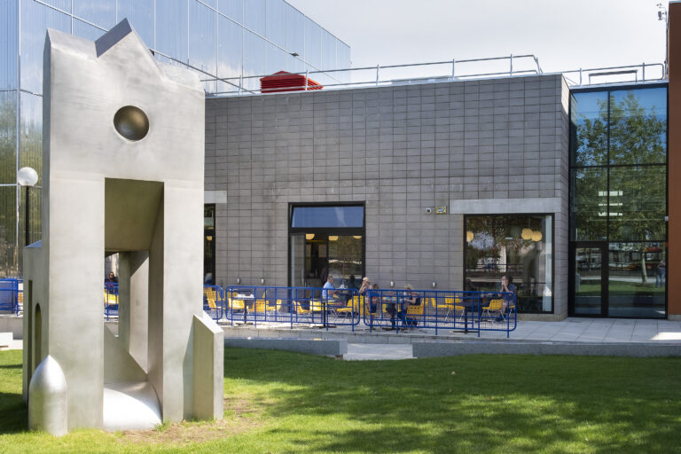 caldecotte-lake-residential-apartments-milton-keynes-shopping-centre-intu-milton-keynes-high-street-shopping-shopping-centre-community-life-days-out