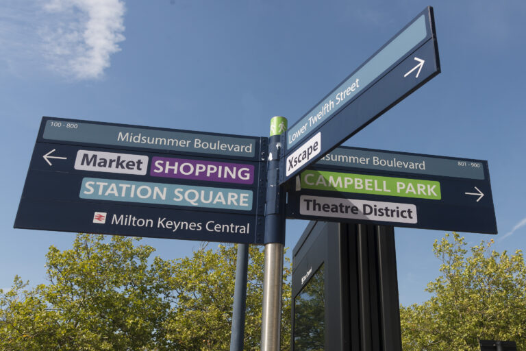 caldecotte-lake-residential-apartments-milton-milton-keynes-central-railway-train-station-midsummer-boulevard-station-square-lower-fourth-street-grafton-park-campbell-park-the-hub-mk