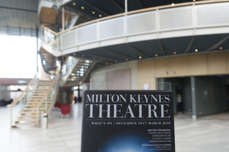 caldecotte-lake-residential-apartments-milton-keynes-theatre --Xscape-milton-keynes